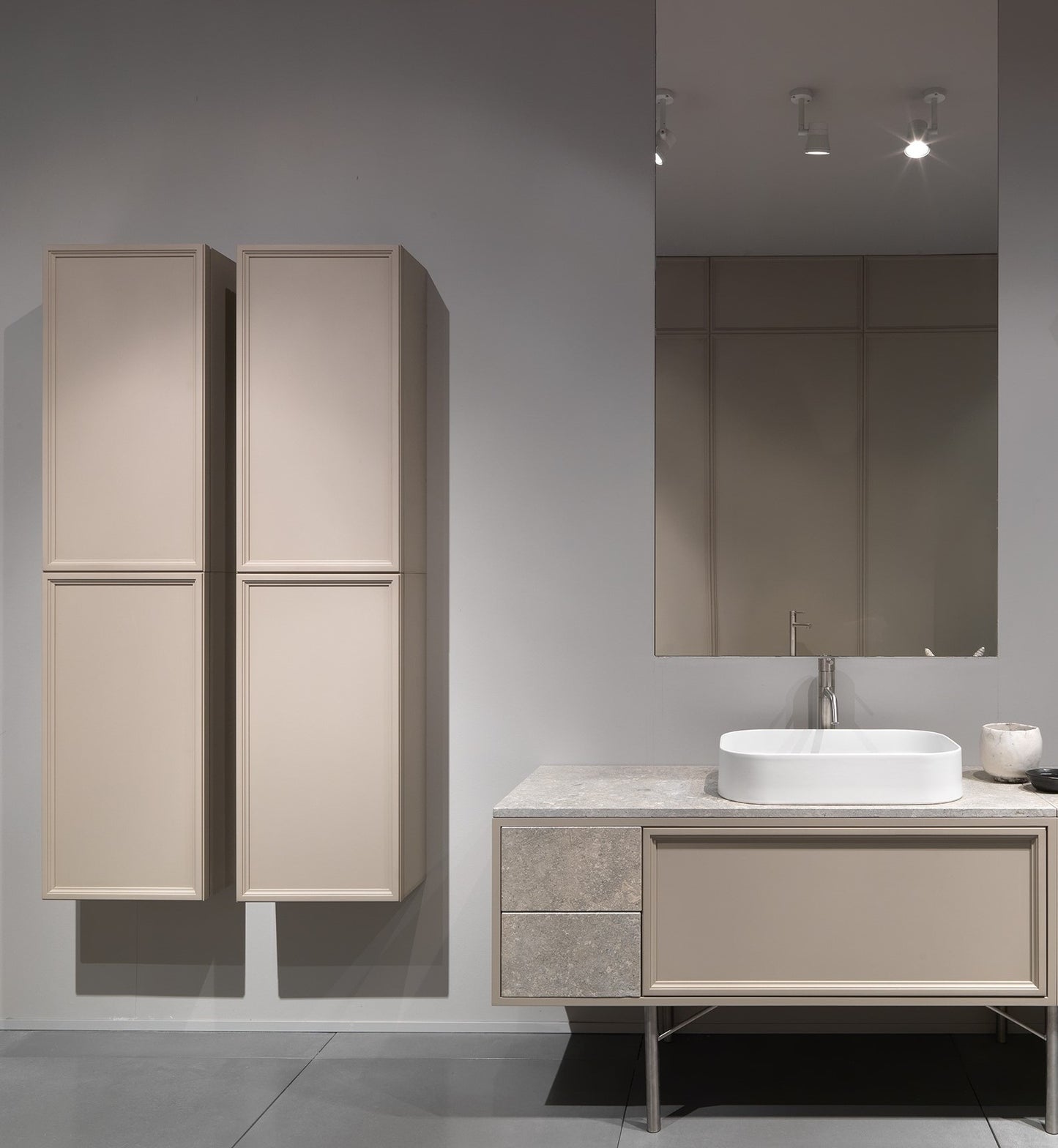 Peninsula Bathroom Cabinet AE123C