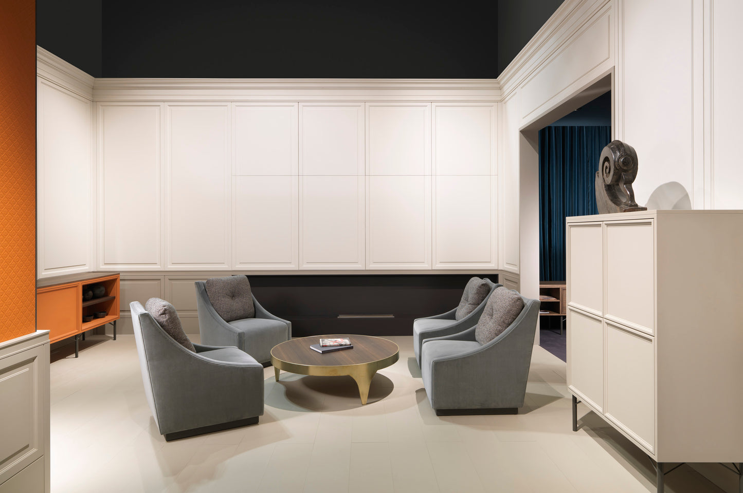 Lucrezia armchair