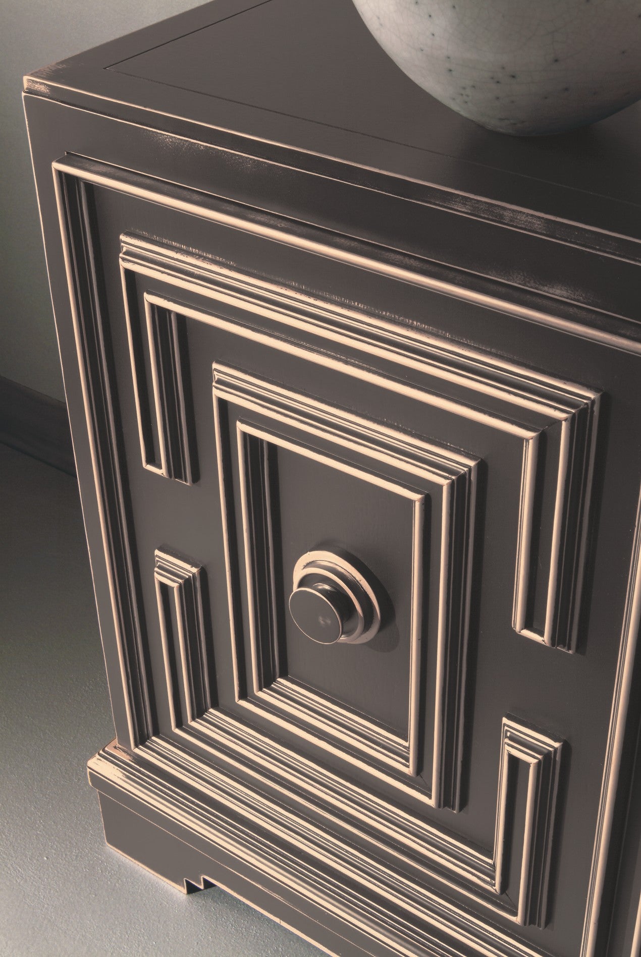 Aeris 3-door sideboard