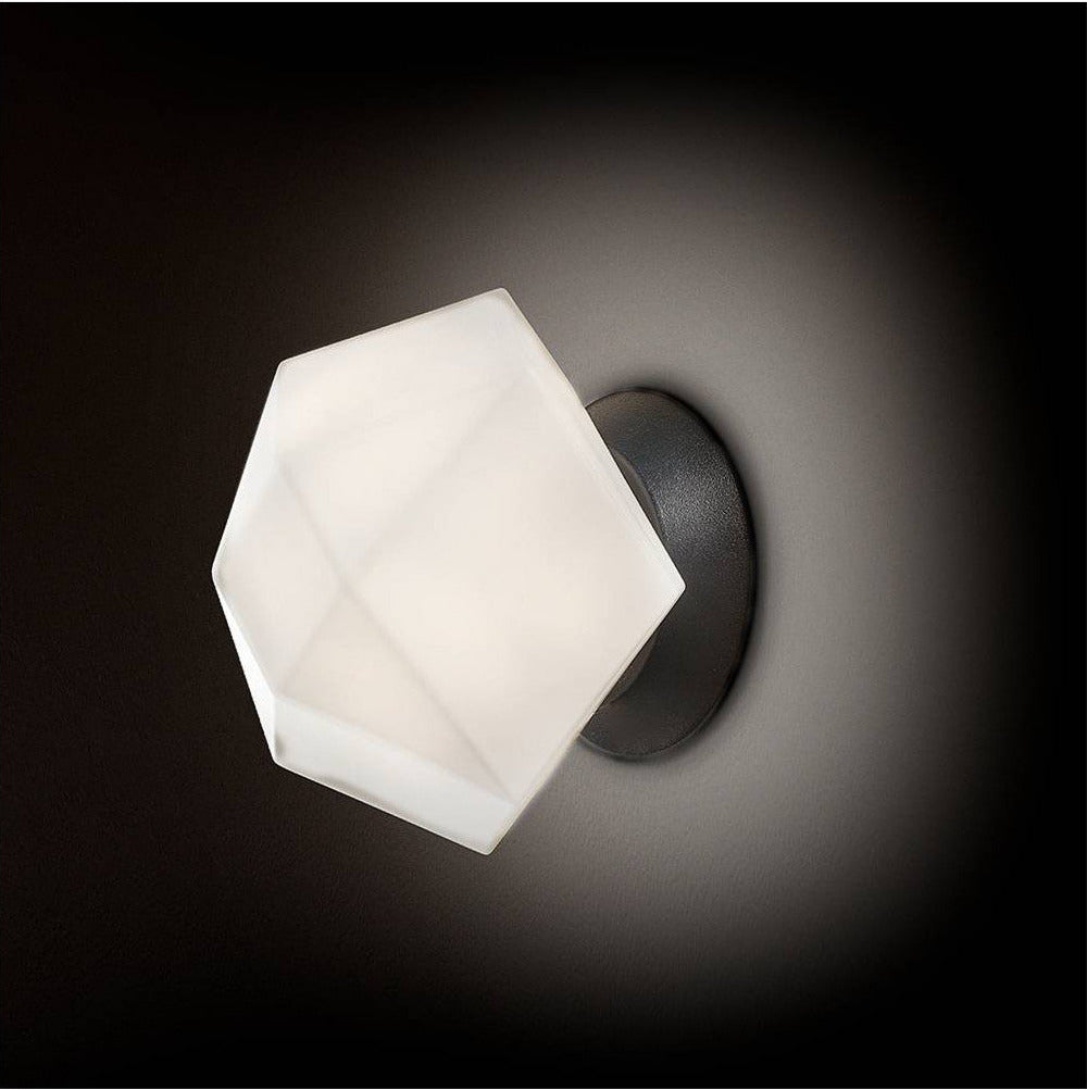 Ariel wall light