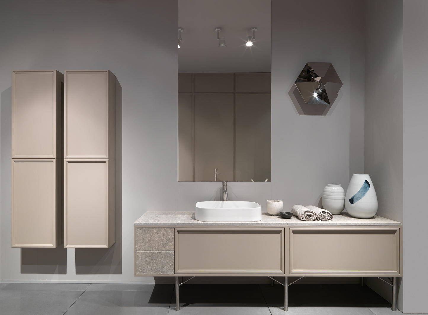 Aeterna Bathroom Cabinet Container